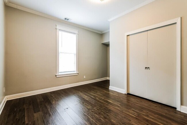 Building Photo - 1272 Oakland Terrace SW