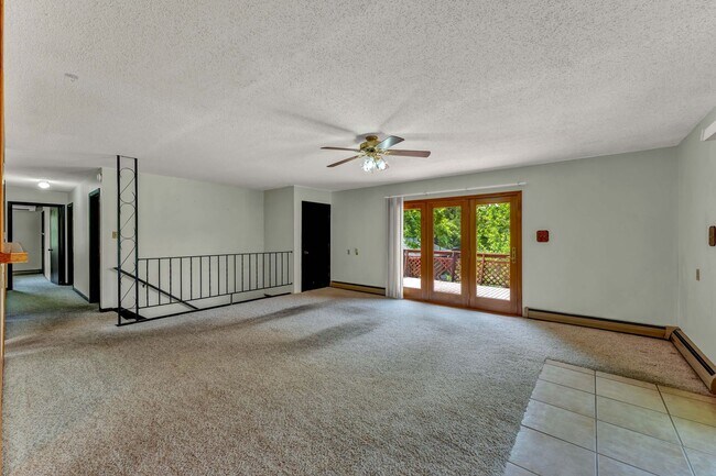 Building Photo - 40 Deep Creek Rd
