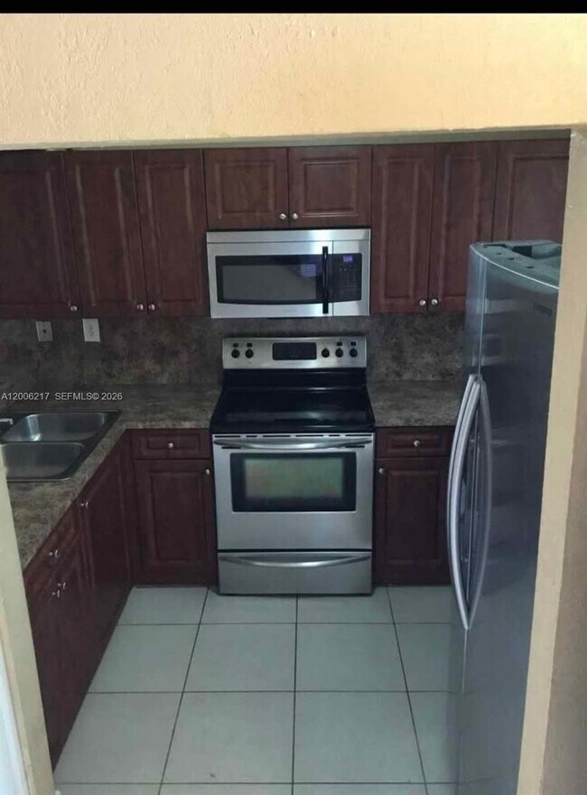 Building Photo - 13420 SW 62nd St