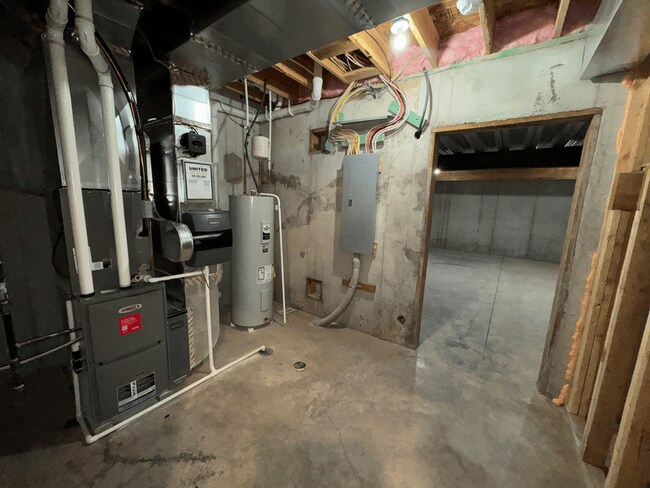 Building Photo - 1401 SW Winthrop Dr