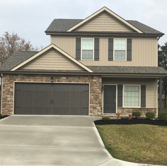 Building Photo - 1636 Silver Spur Ln