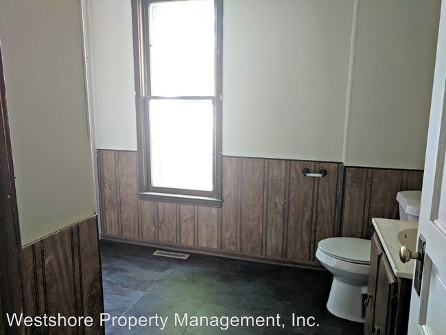 Building Photo - 1114 Chestnut St