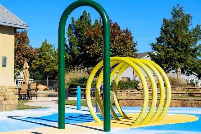 Building Photo - 1500 Bonham Pkwy