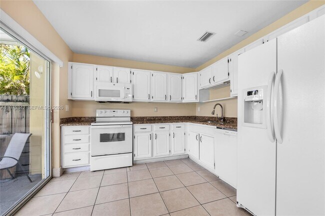 Building Photo - 11737 SW 116th Terrace