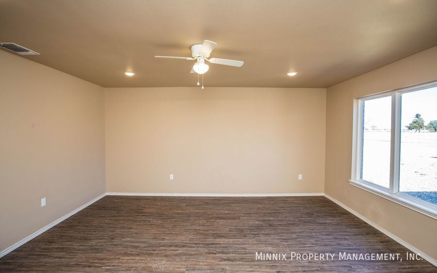 Building Photo - 2508 N Avenue P