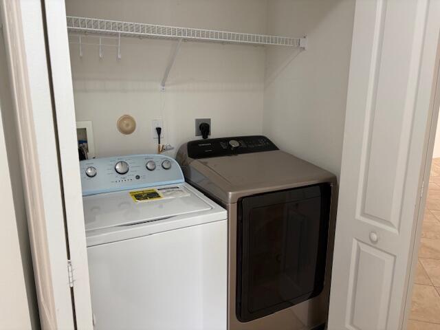 Building Photo - 304 SW North Shore Blvd