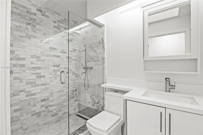 Building Photo - 20936 NE 37th Ave