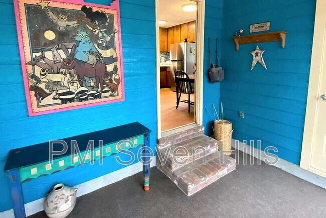 Building Photo - 18828 Star Hill Ln