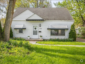 Building Photo - 26980 Drakefield Ave