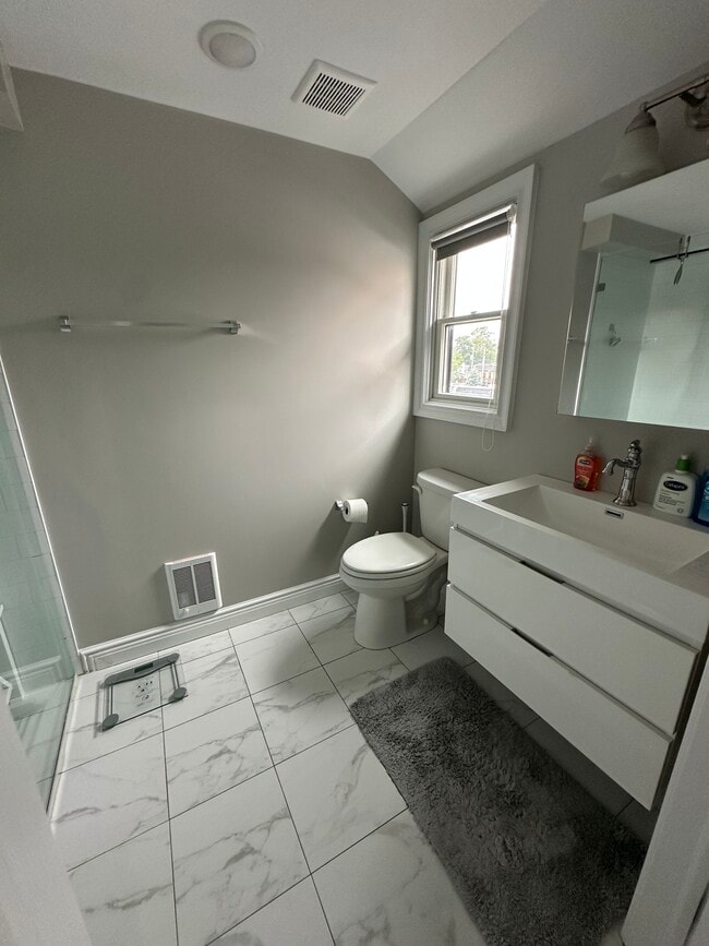 Building Photo - 11 Mill Rd