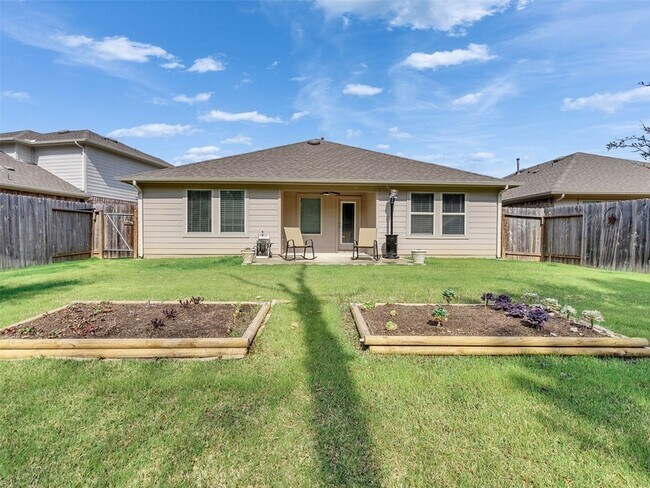 Building Photo - 2521 Honey Nest Ln