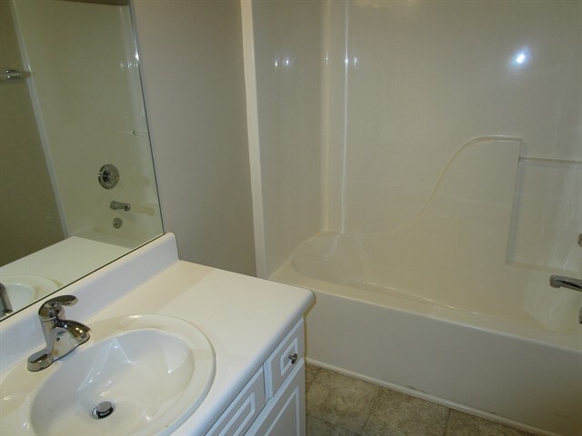 Building Photo - 282 Rockingham Dr