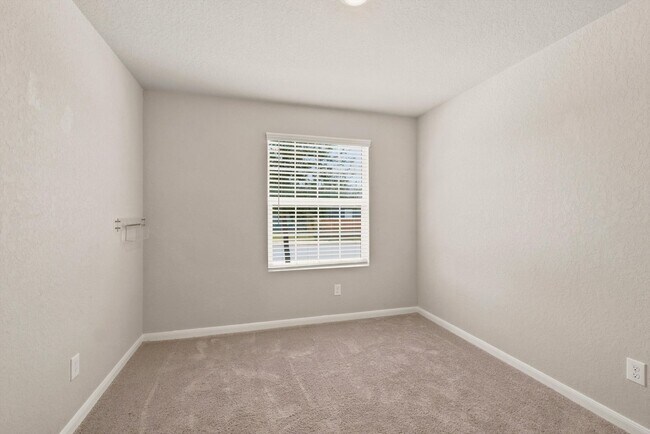 Building Photo - Bright Open Floor Plan | Solar Panels | Resort-Style Community