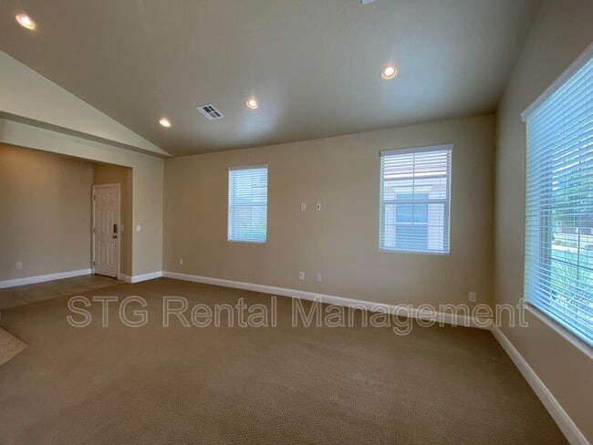 Building Photo - 3439 S Barcelona Dr