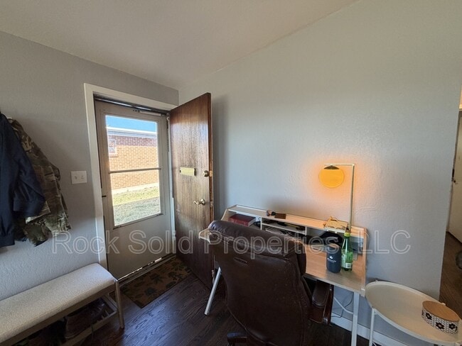 Building Photo - 3143 Green Valley Rd