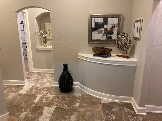 Building Photo - 5159 Oasis Park Ln