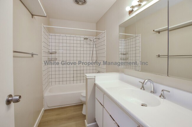 Building Photo - Charming 2-Bed Condo in Gated Cypress Community with Pool & Balcony