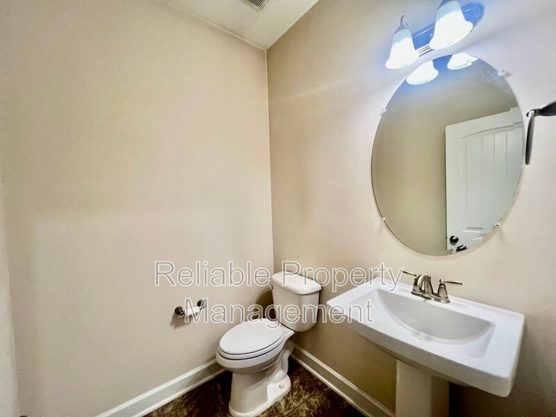 Building Photo - 137 Bobby Ray Ct