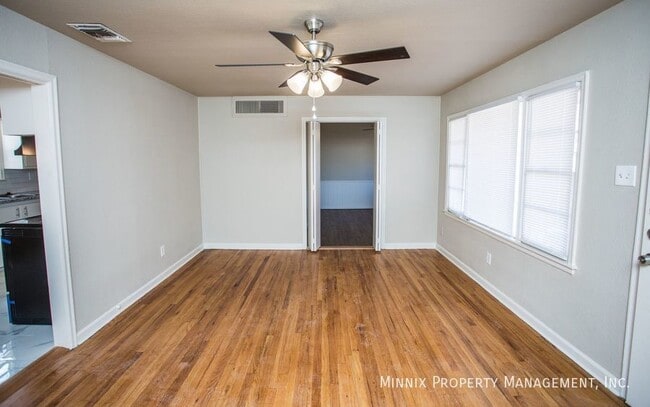 Building Photo - 4309 32nd St