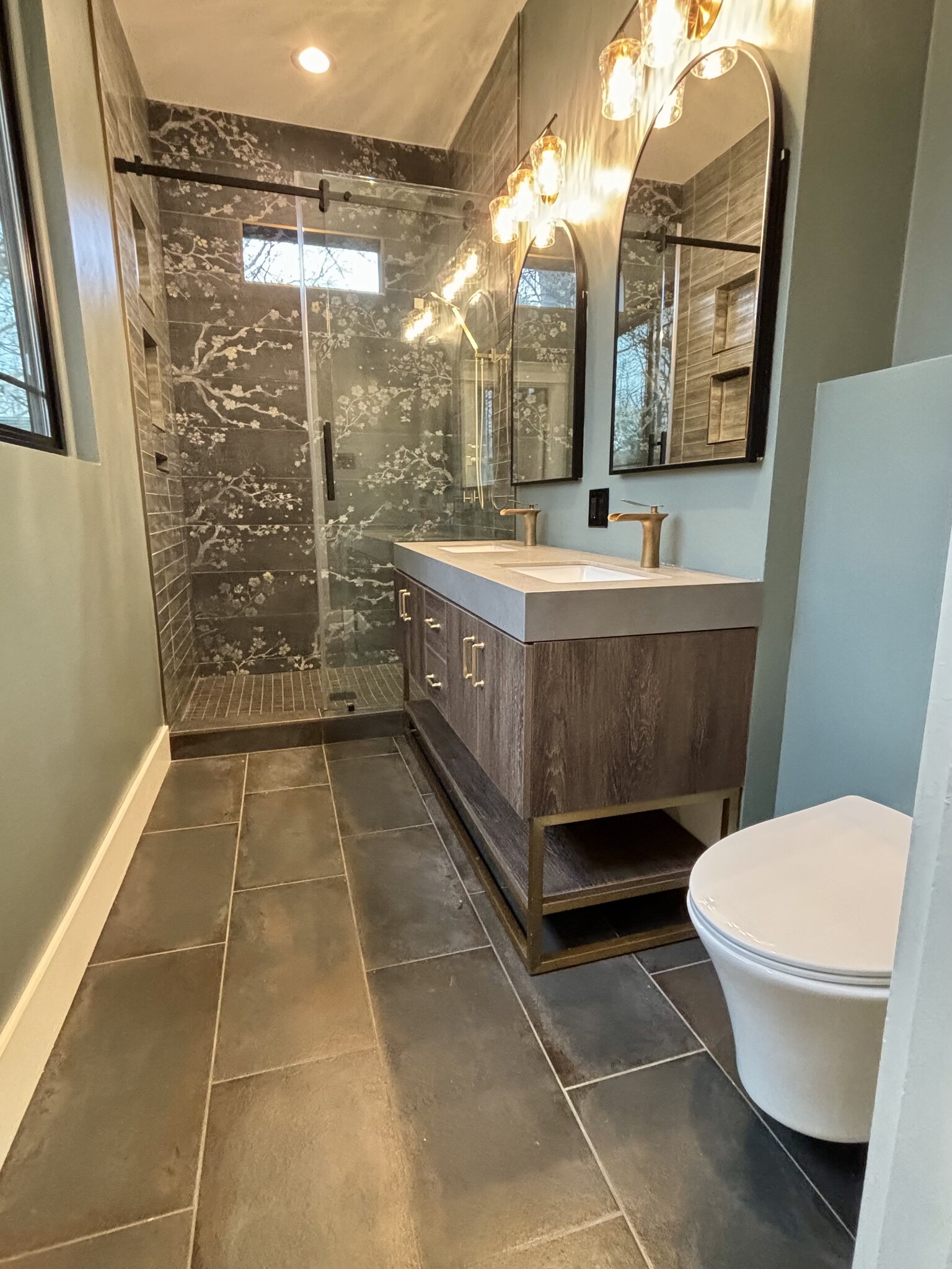 Dual Sink Vanity, walk in shower, wall mount toilet - 1939 Nelson Ave