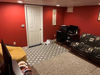 Finished basement - 20 E Abington Ave