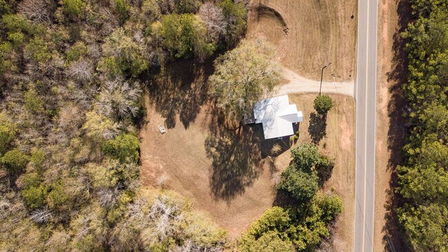 Building Photo - 161 Calhoun Rd