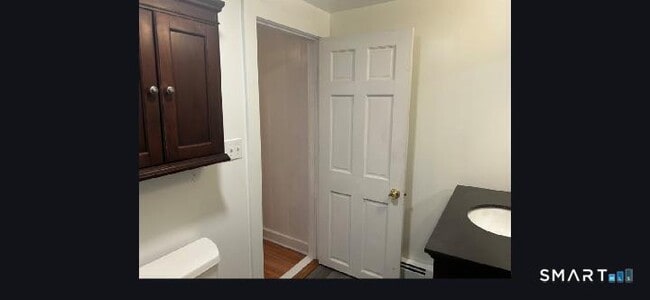 Building Photo - 34 Rock St