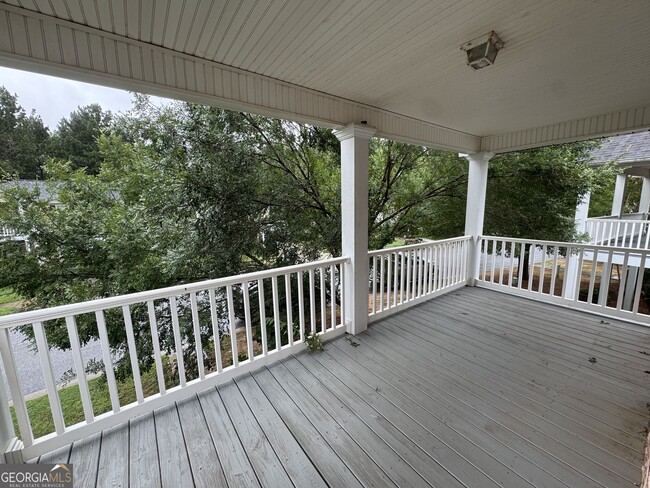 Building Photo - 223 Milford Dr