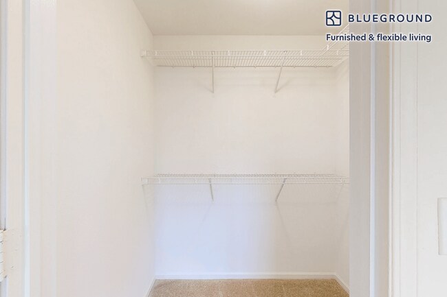 Building Photo - 313 Avalon Cir