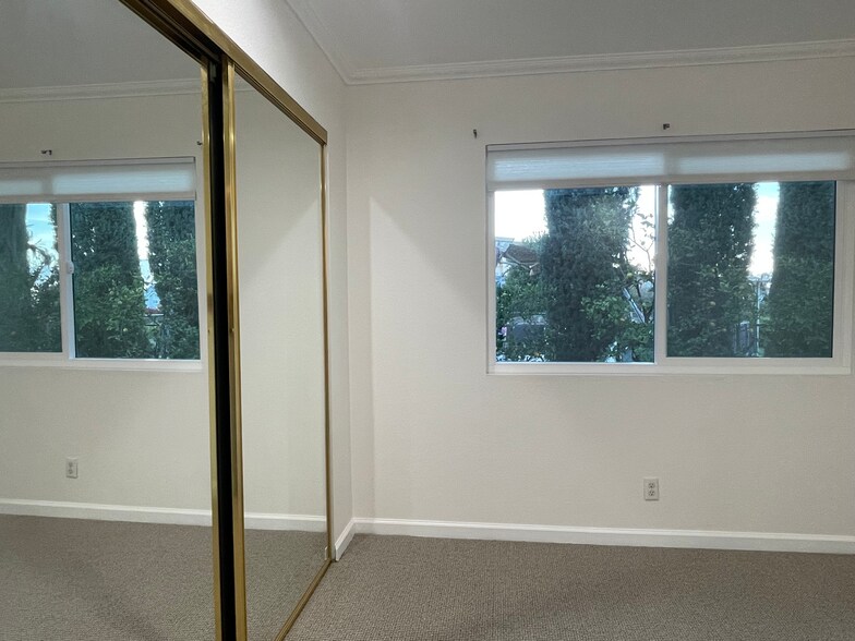 Building Photo - 25660 Allen Way