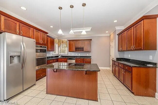 Building Photo - Earn Wealth While Leasing - Like a Homeown...