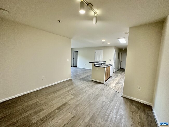 Building Photo - 725 Denali Way