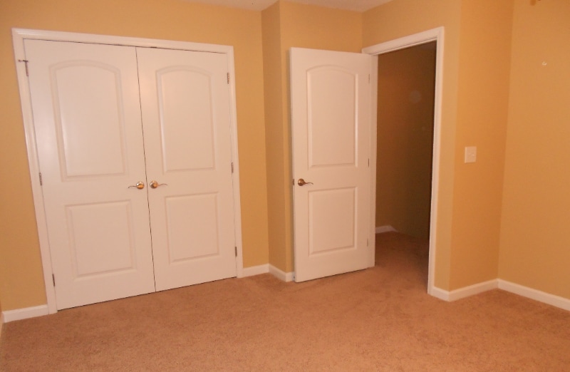 Building Photo - 600 Willington Manor