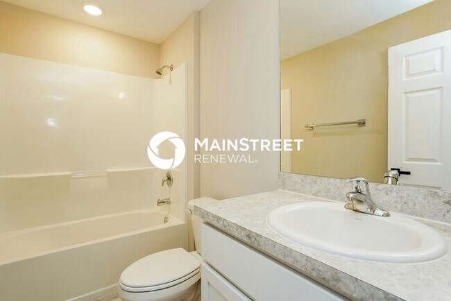 Building Photo - 4 Bedroom Pet-Friendly Home in Cape Coral, FL with Main Street Renewal