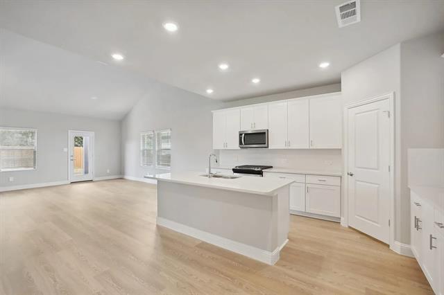Building Photo - 510 Regency Trail