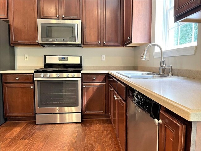 Building Photo - 3045 Spring Field Ct