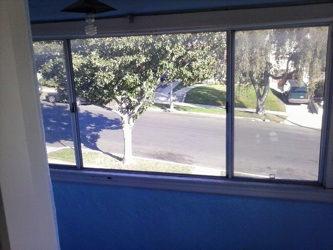 Building Photo - 2021 S Rimpau Blvd