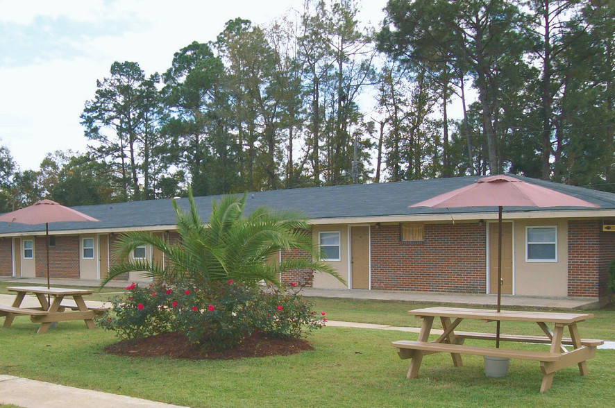 Building Photo - Forest Haven Apartments