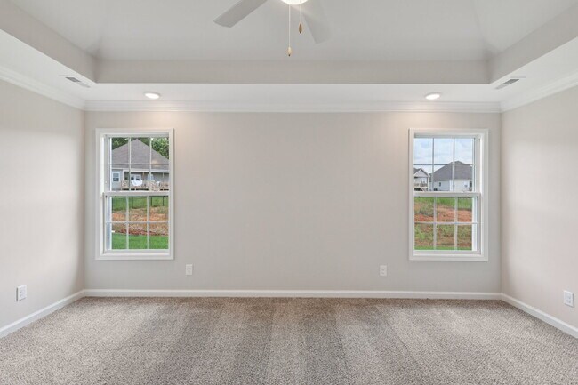 Building Photo - 383 Kingland Ln