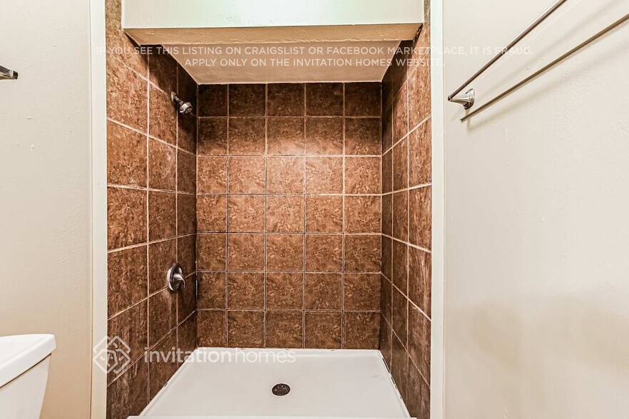 Building Photo - 18710 Twigsworth Ln