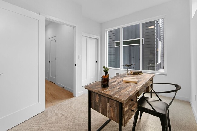 Building Photo - New Luxury Townhome in Seattle 3bed/2bath ...