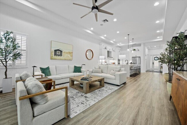 Building Photo - 13113 Faberge Pl