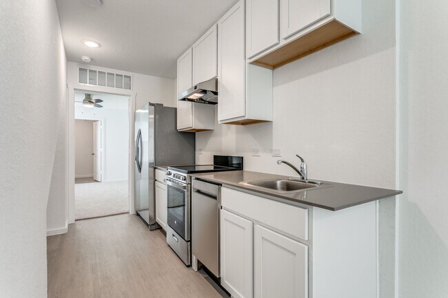 Building Photo - Brand-New 2BR Home w/ Loft, Private Yard & Internet Included Near Randolph AFB