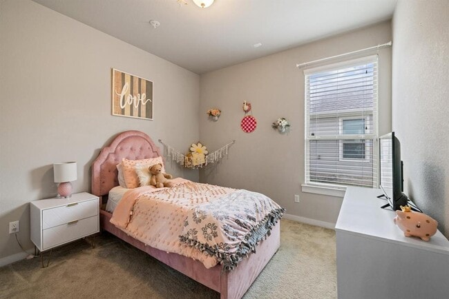 Building Photo - 157 Syrah Ct
