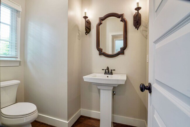 Building Photo - 4790 McGill Ct