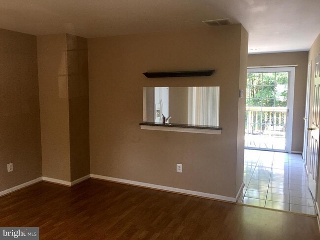 Building Photo - 14746 Green Park Way