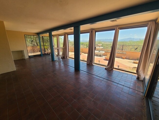 Building Photo - Beautiful 3bedroom 2 bathroom