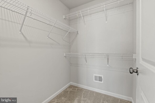 Building Photo - 160 Winterplace Dr