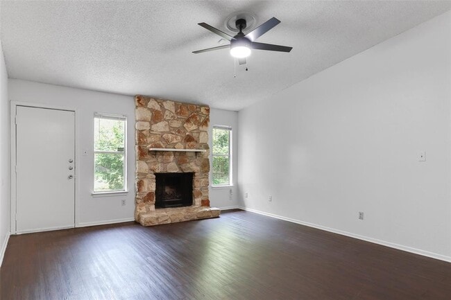 Building Photo - 656 Mairo St