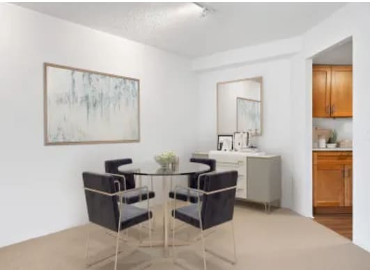 Building Photo - 728 N Dearborn St